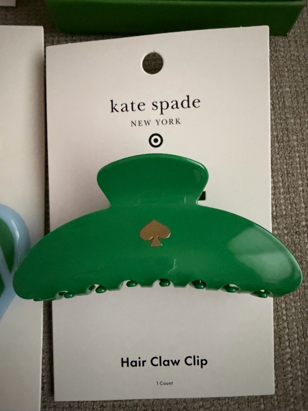 kate spade Green Heart Coin Purse & Hair Claw Clip Set - Picture 4 of 11